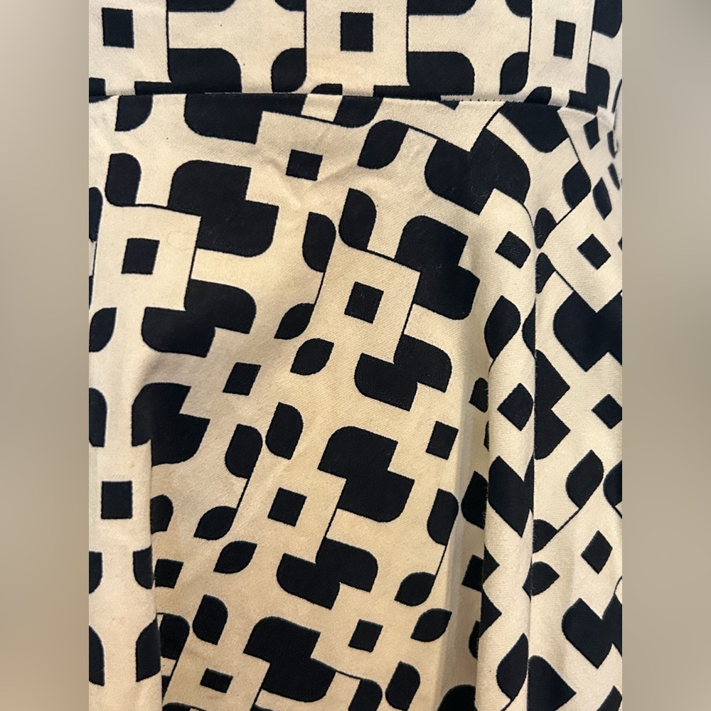 Retro Mod Sz M Black & Cream Geometric Print A Line Dress Pinup Vintage Inspired - Picture 5 of 8